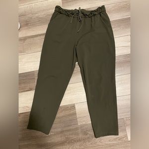 Lululemon Keep Moving Pant 7/8